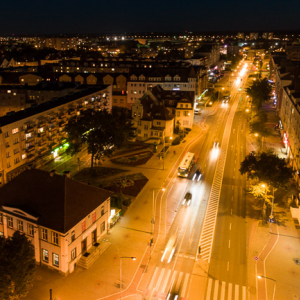 Elblag, lotnicze ujecia miasta wieczorowa pora. EU, PL, Warm-Maz. Lotnicze.